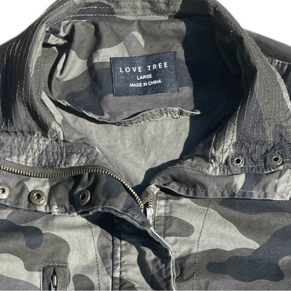 Love Tree Camo Jacket Size Large - Picture 5 of 7